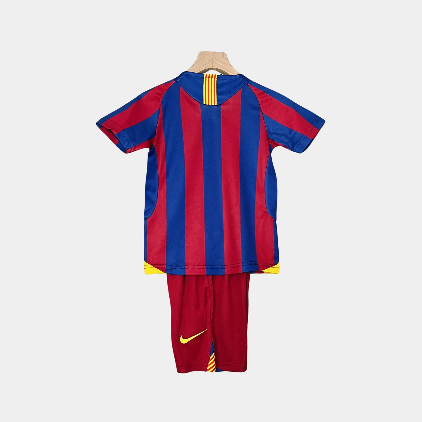 Retro Barcelona Kids Kit 2005-06 Home