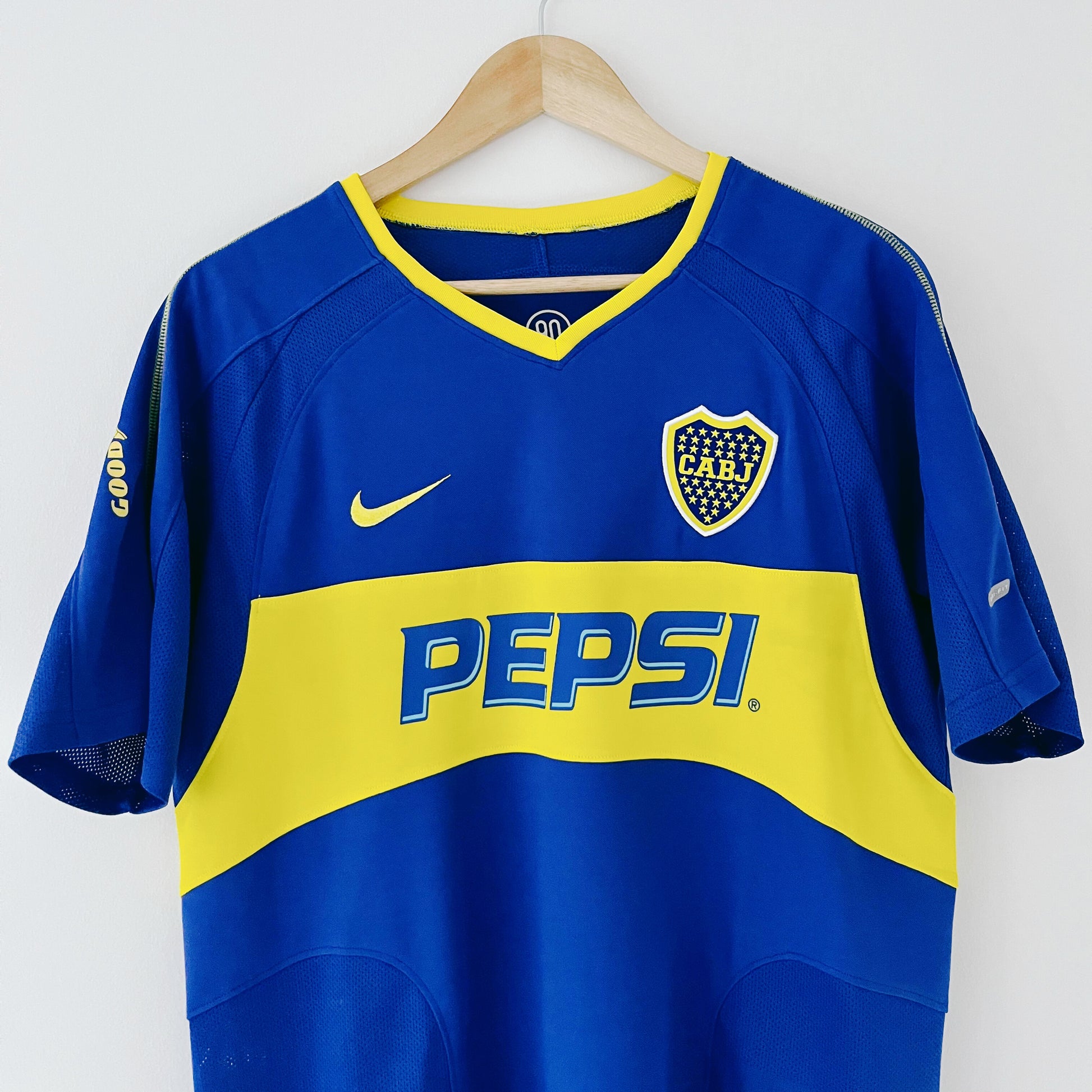 Retro Boca Juniors Shirt 2003-04 Home Front Close