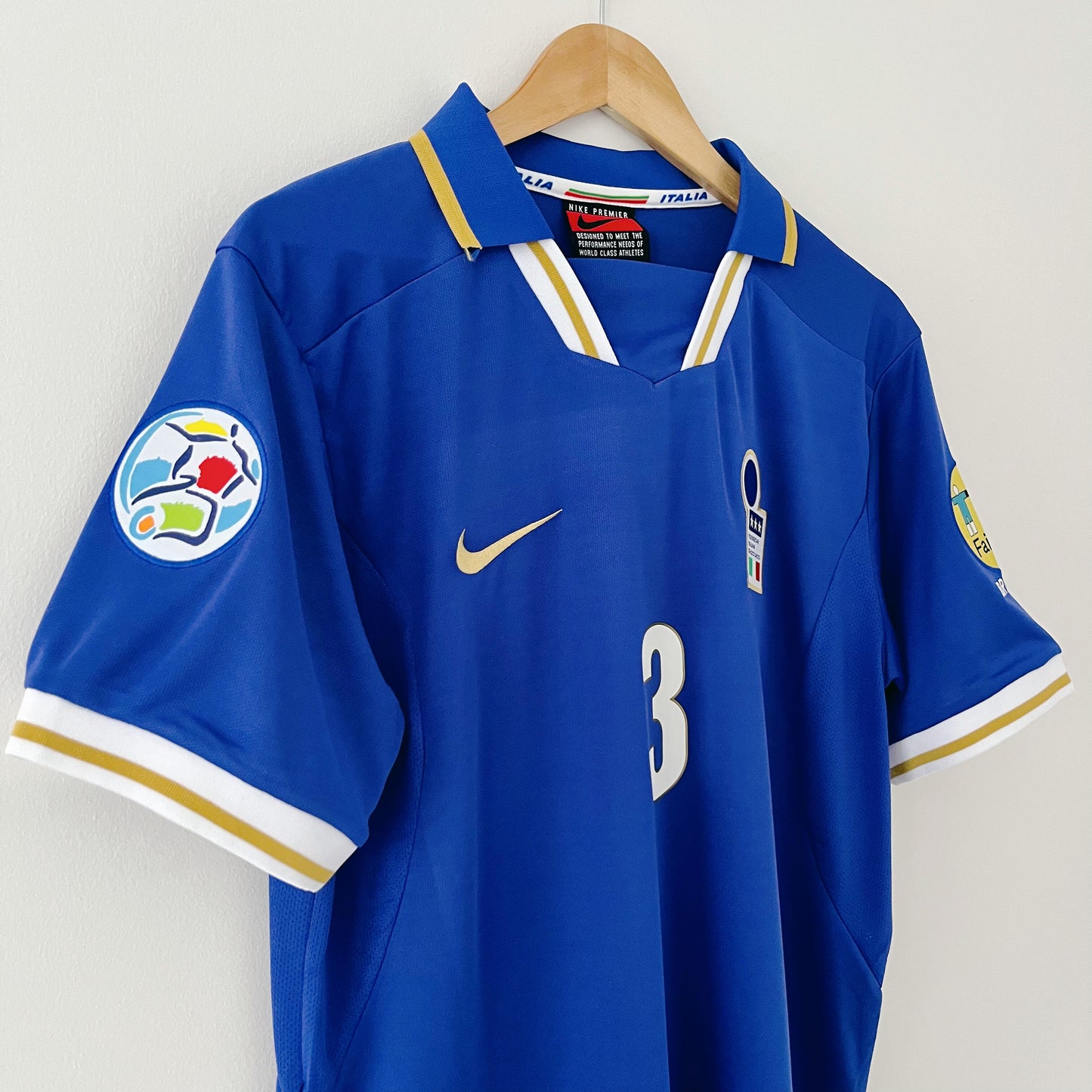 Retro Italy Shirt Euro 1996 Home