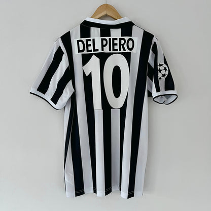 Retro Juventus Shirt 1996-97 Home